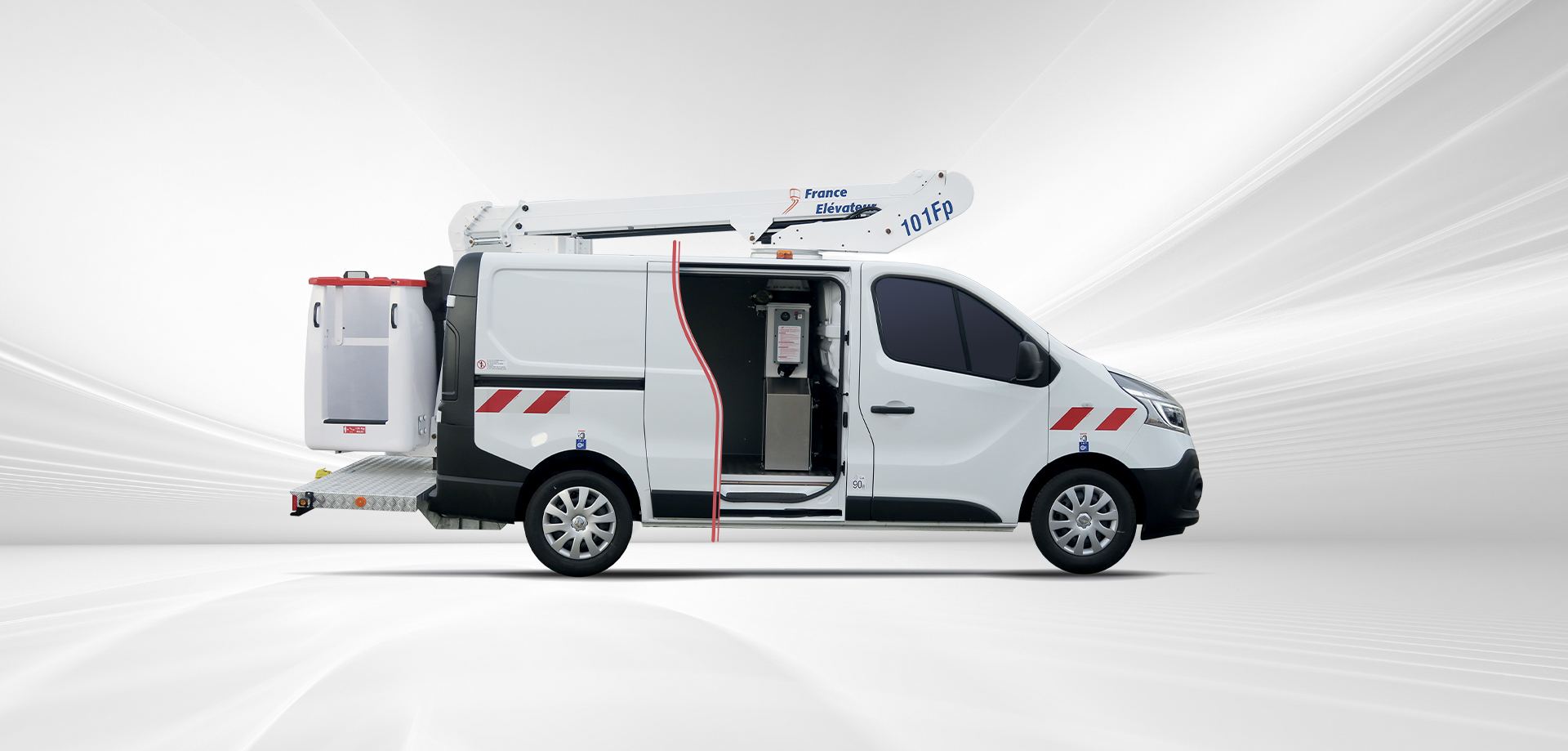 Fourgon nacelle 101 fp / renault trafic_0