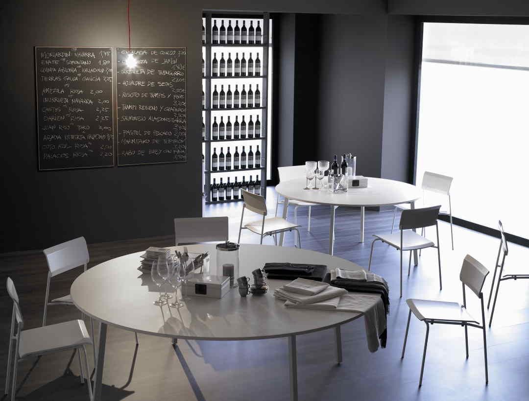 FAST - Table modulable démontable sans outil avec structure pliante et plateau interchangeable_1