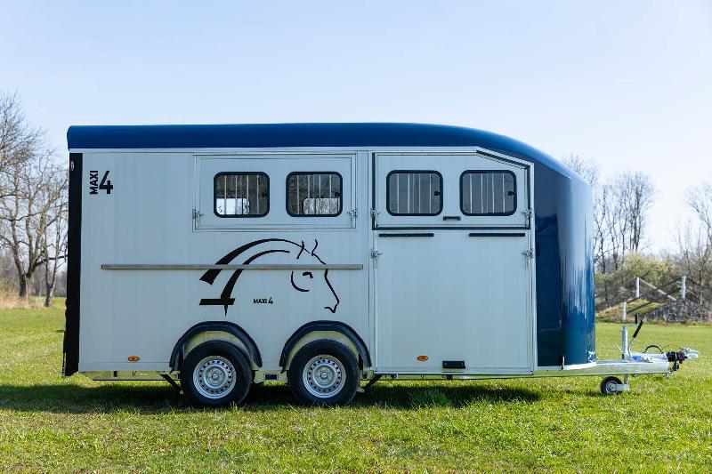 Remorque pour transport d'animaux - Cheval liberté maxi 4 - 4 places diagonales_0