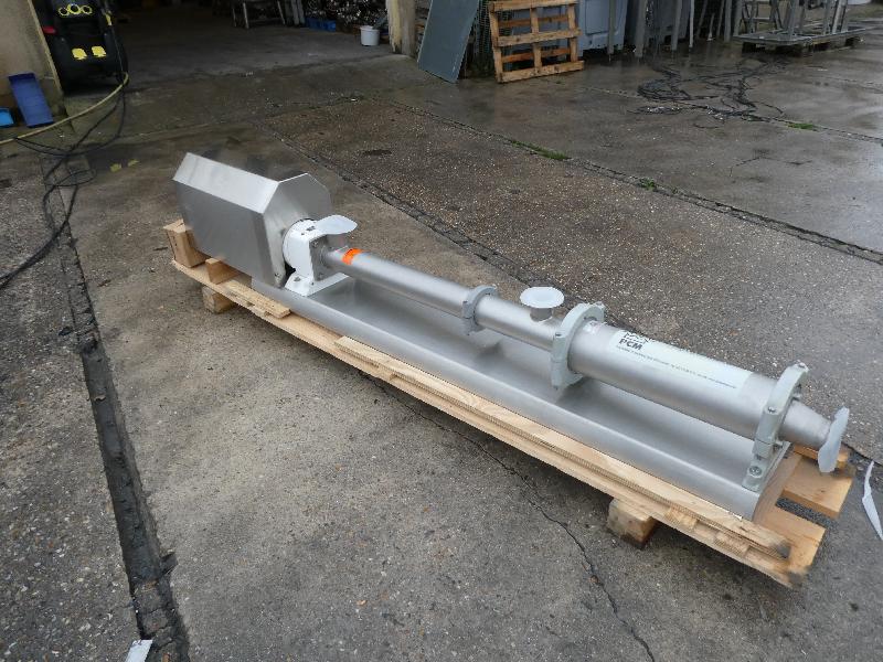 Pompe PCM Moineau MR25H12 - 2.2 kW neuve - 5000 L/h - 3 bars - 1440 t/min_0