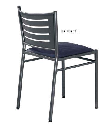 Chaise 1047 - assise standard - hauteur 76 cm - largeur 44 cm - profondeur 51 cm_0