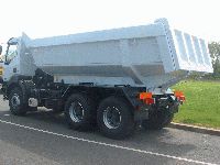 Bennes pour poids lourds - arriere (côtés fixes) carriere en vé a bec_0