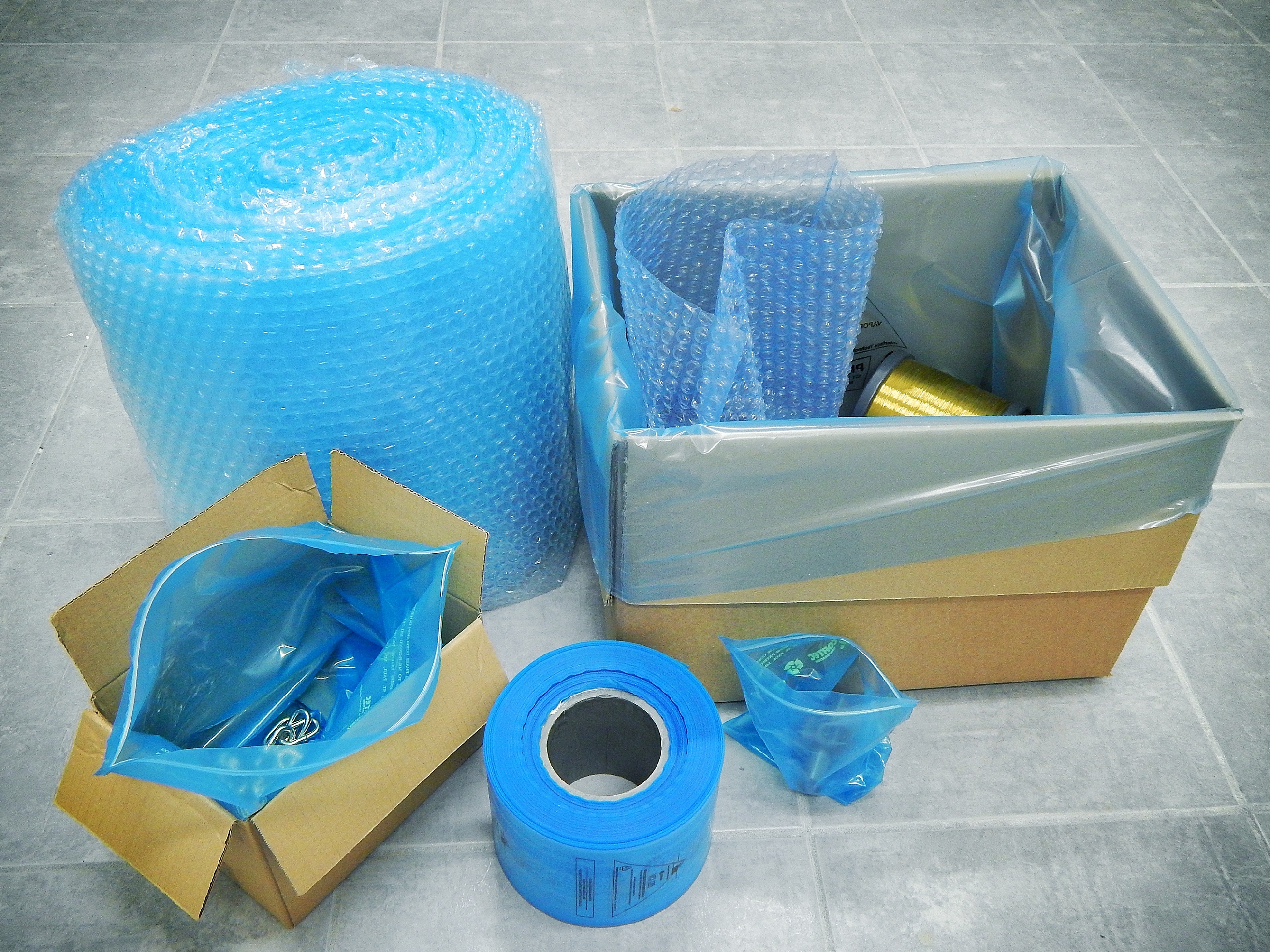 Sachets anticorrosion VpCI-126 Cortec - polyéthylène mono ou coextrudé - protection multi-métaux_0