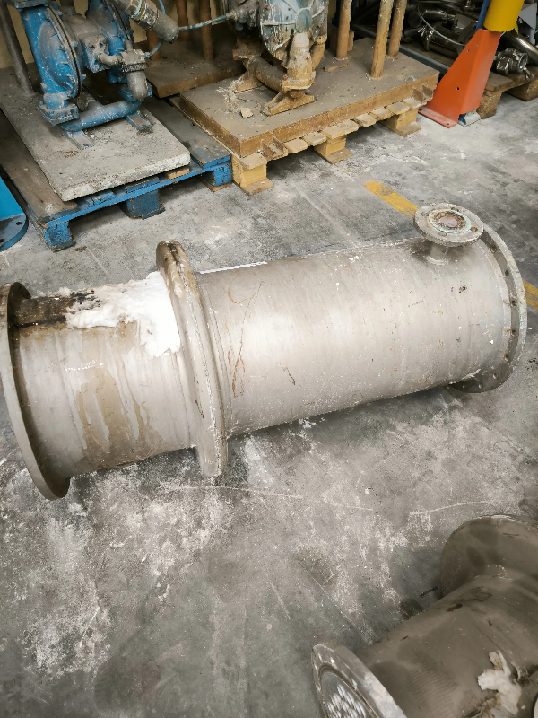 Échangeur de chaleur tubulaire en acier inoxydable 9 m2 - Référence : C13608_0