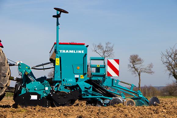Semoir mécanique Tramline CE - Sulky - largeur 3m, trémie 550L, 20 rangs_0