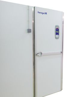Chambre froide de conservation positive Hengel - température de 2°C à 10°C - panneaux acier laqué et intérieur inox_0