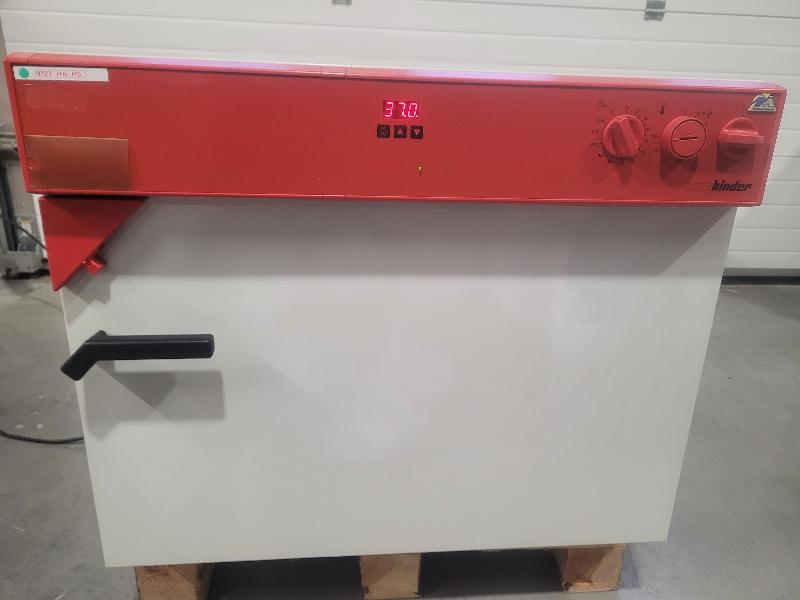 Incubateur / étuve BINDER BD-115 avec convection naturelle 100°C_0