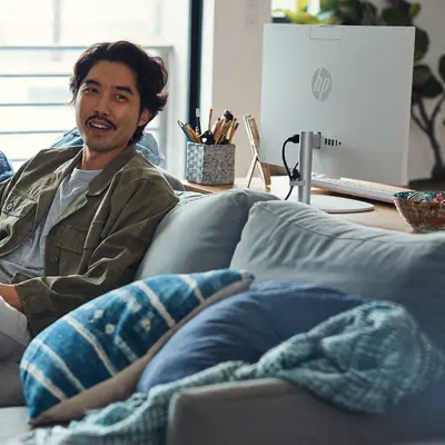 HP 24-cr0068nf Intel® Core¢ i3 i3-N300 60,5 cm (23.8