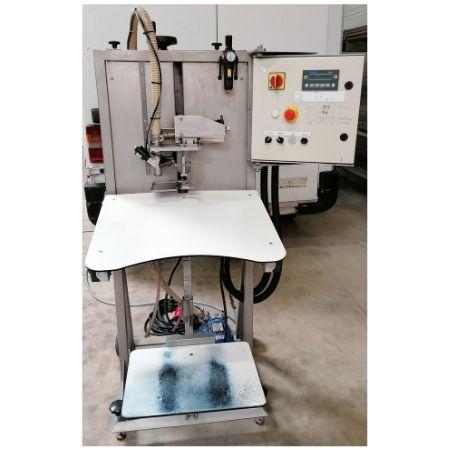 Tireuse BIB semi-automatique - matériel d'occasion - démarrage de cycle automatique avec débouchage, remplissage et bouchage_0