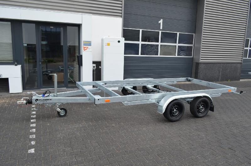 DT 3m60 x 2m44 Version amovible 2 x essieux 1350 kg + deck_0