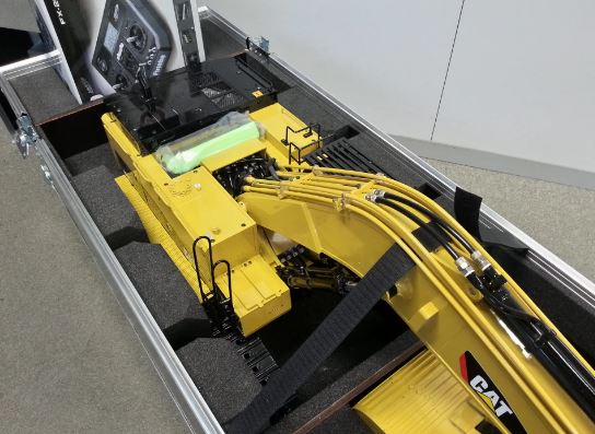 Flight-case robuste, fonctionnel et ergonomique pour une protection intelligente des maquettes_0