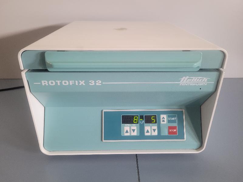 Centrifugeuse de paillasse ROTOFIX 32 Hettich_0