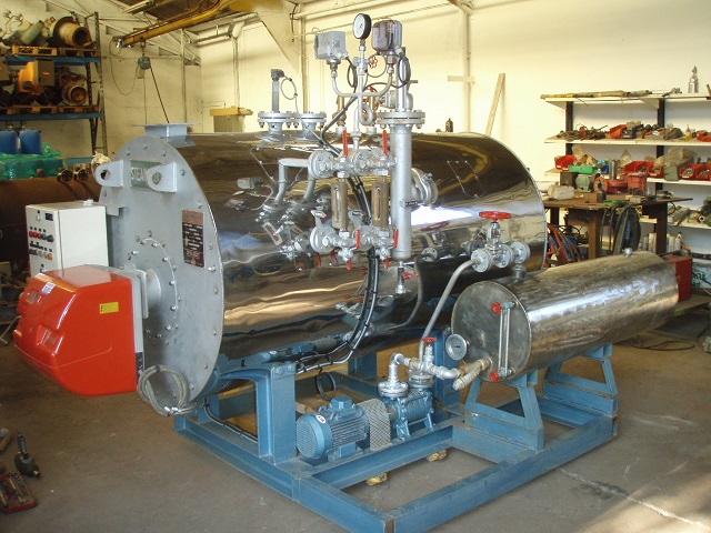 Chaudiere vapeur renovee 420 kg/h - 12 bar - gaz ou fioul_0