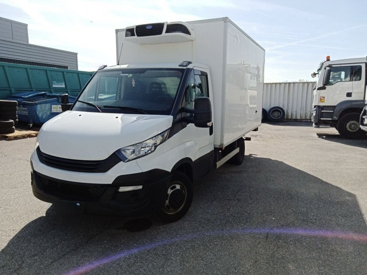 Voiture frigorifique Iveco Daily 35C16 - 726FR135_0