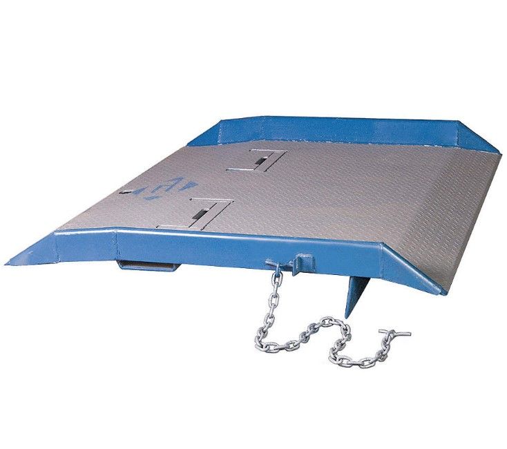 WWG20G256 - Rampe d'accès pour conteneur - Grainger Canada - capacité 15 000 lb - dimensions 48 x 72 po - Bluff_0