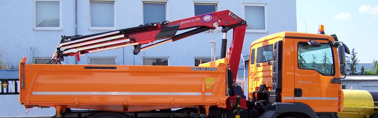 Grue auxiliaire 1020-K - HMF - portée hydraulique 5.5 à 14 m en acier haute résistance_0