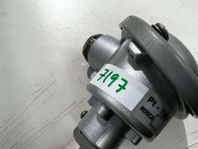 Sonde de température pt100 inutilisée - référence                        :                         c7197_0