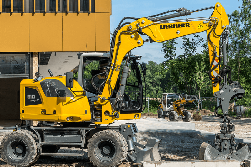 Pelle sur pneus Liebherr A 910 Compact_0