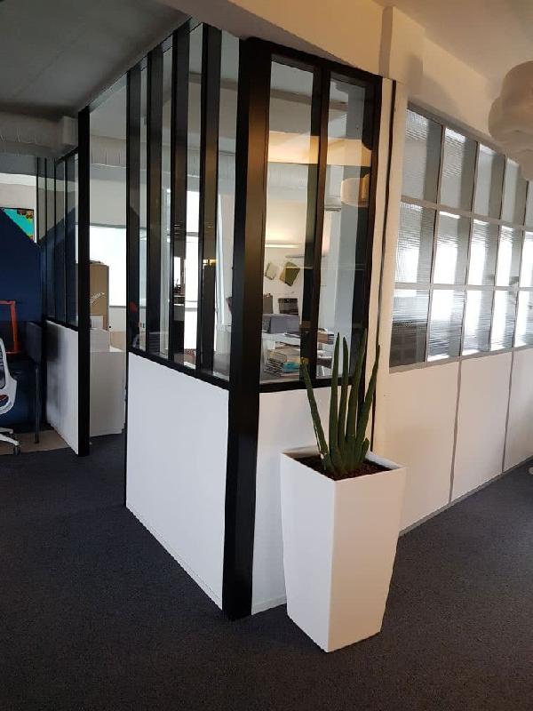 Murs et cloisons pour espaces de travail - solutions pratiques et modulables_0
