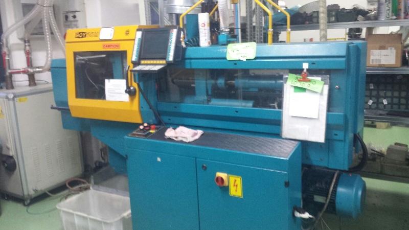 Micro presse à injection de plastique