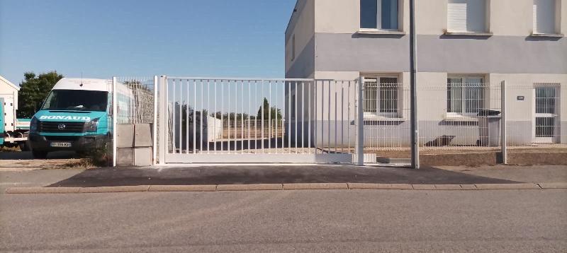 Portail coulissant - Sur mesure_0