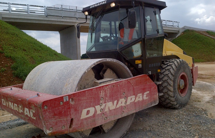 Compacteurs monocylindre dynapac ca602d_0
