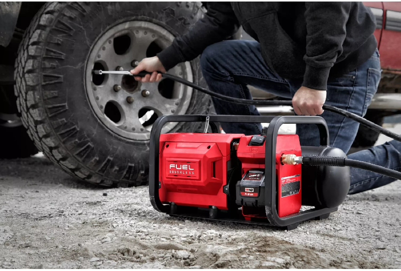 Compresseur Milwaukee M18 FAC-0_0