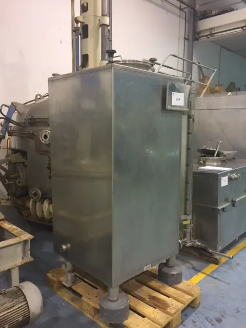 Cuve en acier inoxydable 970 litres d'occasion_0