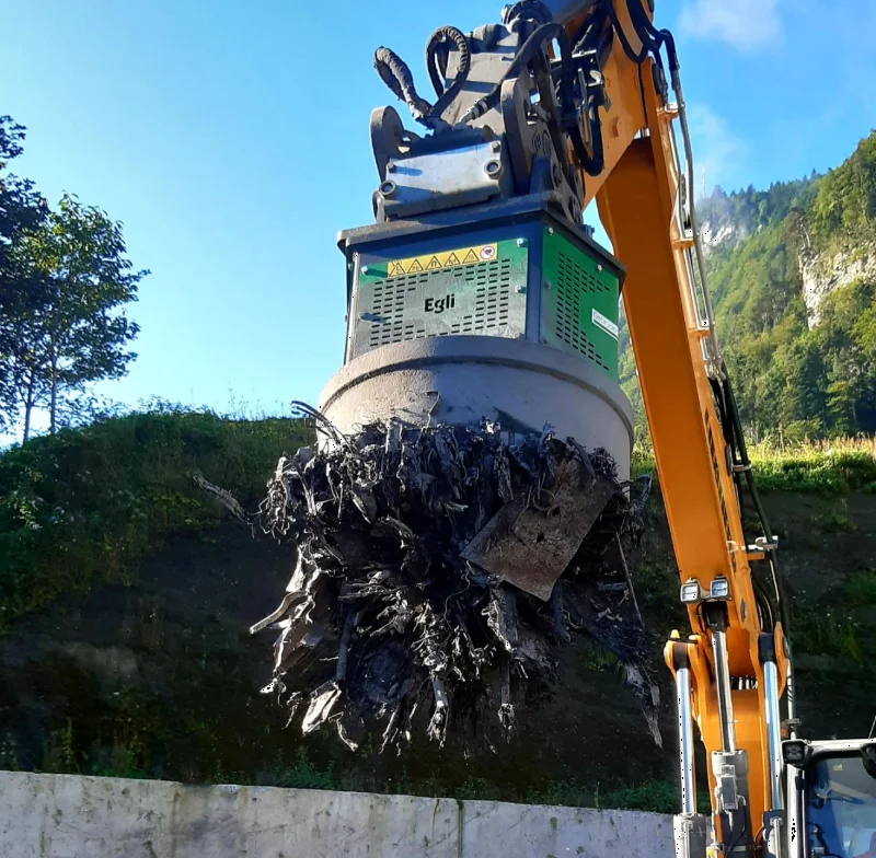 Aimant hydraulique Egli - Équipement pour pelle dès 6.5 t - 690 à 2'070 kg_0