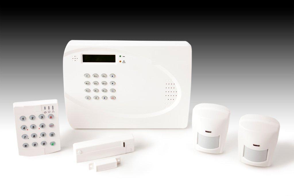 Kit d'alarme sans fil évolutif - centrale GPRS, détecteurs de mouvement et d'ouverture, configurable par Internet_0