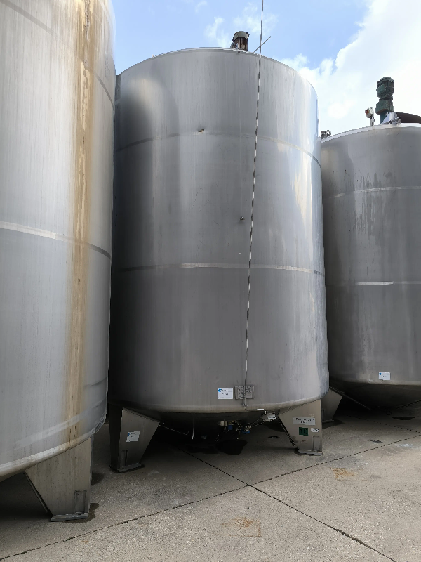 Cuve en acier inoxydable 304 30 000 litres avec isolation hermétique et agitation décentrée - référence                        :                         c13977 - c13978 - c13979 - c13980 - c13982_0