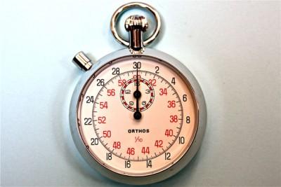 Chronomètre mécanique 1/10 ième seconde - totalisation 15 minutes_0