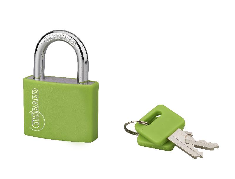 Cadenas à clé Thirard - Aluminium coloré vert 40 mm - Double arage et garantie 10 ans_0