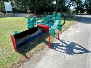 Lame niveleuse lourde - 2,30m ou 3,50m - Déportable, orientable, multi-positions_0