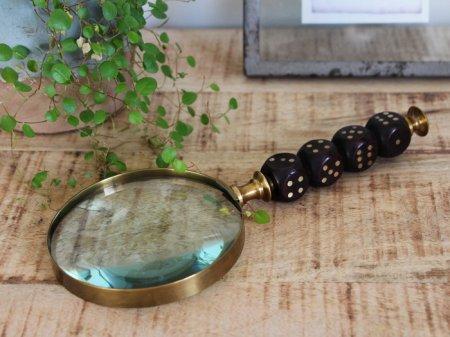 Loupe Chehoma - Manche en bois en dés et laiton patiné - Style brocante - Dimensions 24x10cm_0