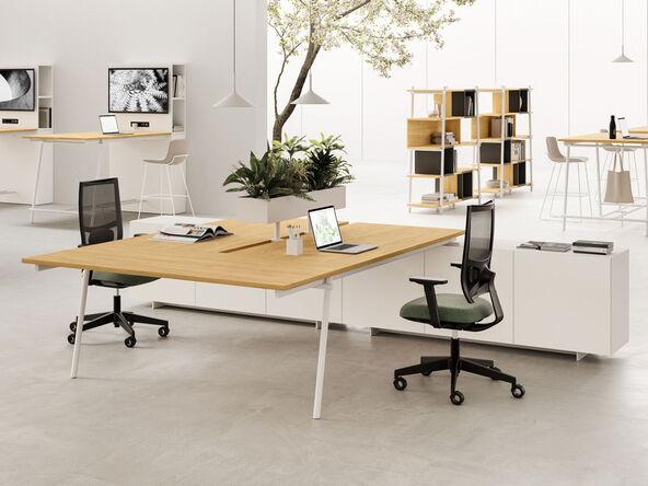 Bureau bench 3 personnes Knot avec crédence de rangement inclus_0