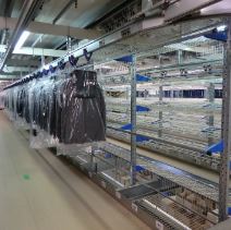 Convoyeur aérien CMAT - stockage, tri et expédition des vêtements sur cintre, à l'unité ou en lot sur trolley_0
