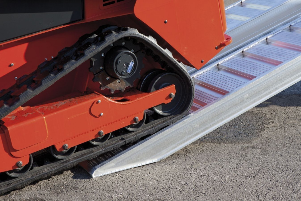 H 030 / 15 - Rampes de chargement en aluminium sans bords - IMER - 290 kg à 12 tonnes - 1,5 à 5 m de long_0