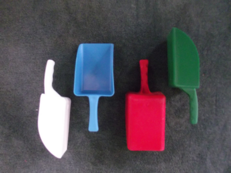 H40 - Petite pelle à écoper en PP naturel - Agrément alimentaire FR 504 - 110x150x250 mm_0