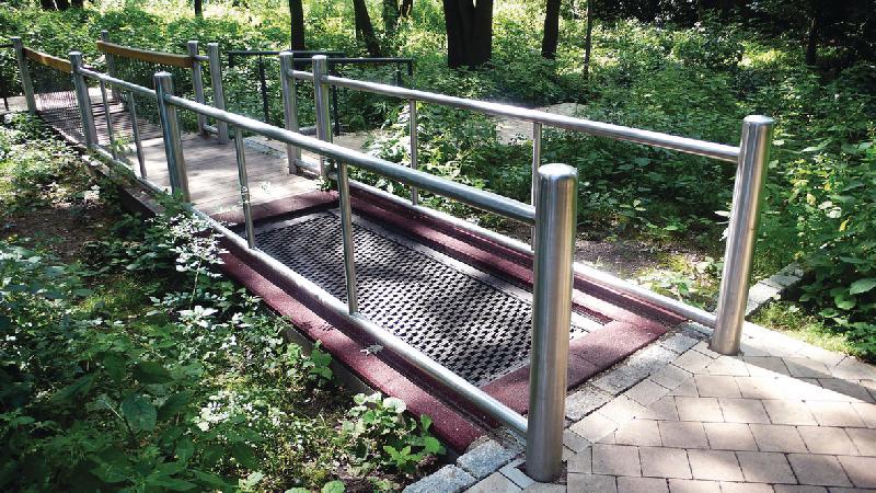 LE TRAMPOLINE ROLLI POUR FAUTEUIL ROULANT