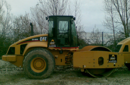 Rouleau compacteur cylindre monobille VM4 - 16 tonnes - rouleau vibrant monocylindre performant_0