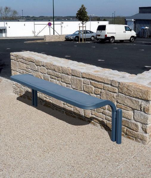 Banquette en acier conviviale - assise en tôle perforée - longueur 2m - finition peint sur zinc_0
