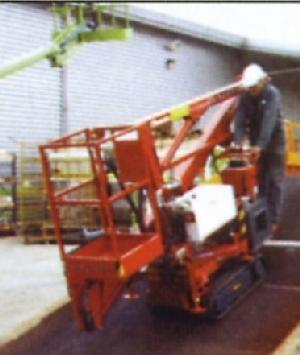 Nacelle élévatrice automotrice à bras articulé sur chenilles td 90_0