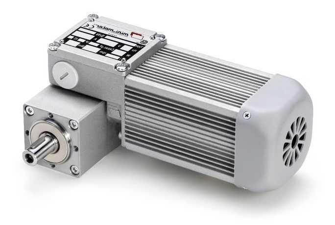 BCE2000 - Motoréducteurs à courant alternatif avec vis sans fin et réducteur épicycloïdal - Mini Motor S.P.A. - Couple nominal maxi: 14,4 Nm_0