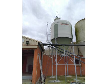 Silo cloisonné 50/50 monocoque pour l'alimentation programmée des vaches laitières - Capacité 10 à 25m3 - Ø2325 ou Ø2700_0