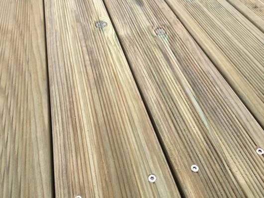 Lame de terrasse bois en pin maritime - classe 4 autoclave - 27x145 mm - réf. Ltt027145 - couleur vert_0