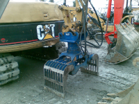 Pince à tri pour midi pelle 10 tonnes - Adaptable et robuste_0