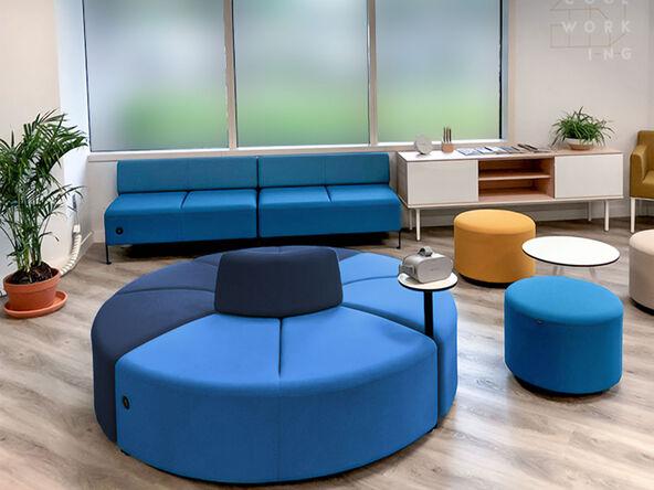 Banquette ronde Bend Actiu avec table centrale ? 8 places_0