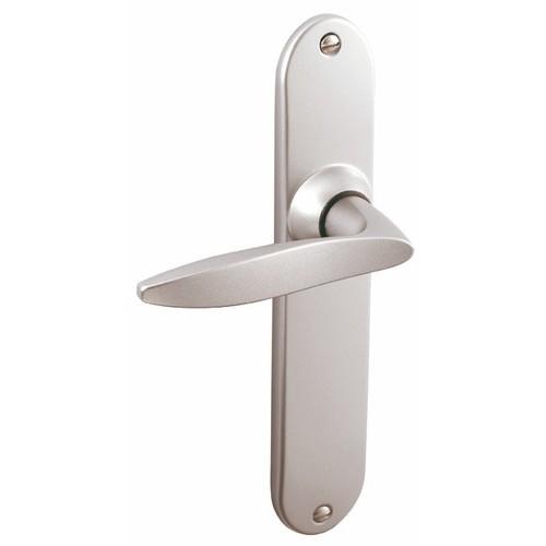 POIGNÉES SUR PLAQUES CLÉ I - ALUMINIUM CHROMÉ VELOURS - TWIST VACHETTE