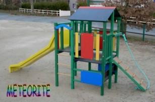 La Tour Météorite - Multi-jeux pour enfants à partir de 3 ans - Écoles et parcs_0